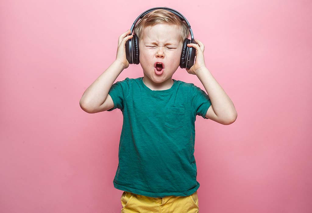 Τι πρέπει να γνωρίζουν τα παιδιά για τη χρήση ακουστικών