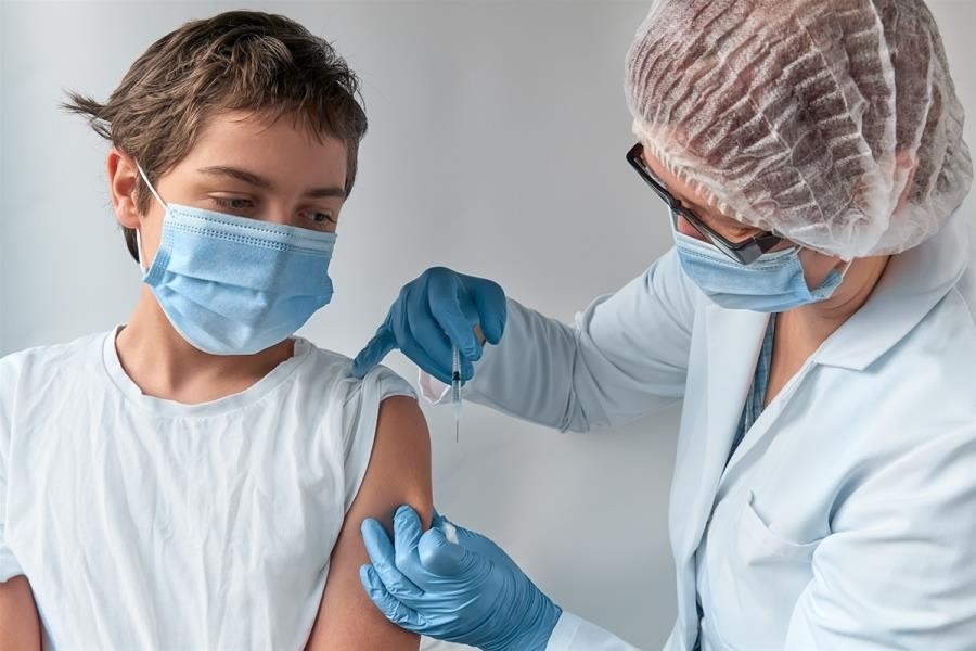 Σουηδία: Αρχίζει ο εμβολιασμός COVID-19 για παιδιά 12-15 ετών