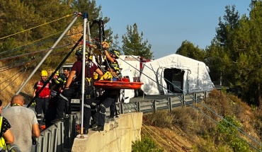 Πολύτιμη η συμβολή καταρτισμένων φοιτητών σε Άσκηση Προσομοίωσης Πτώσης Λεωφορείου