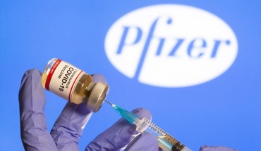 Η Pfizer μειώνει τις παραδόσεις εμβολίων έως 50% σε ορισμένες χώρες