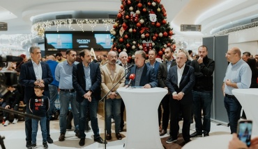 Το Metropolis Mall και το Πανεπιστήμιο UCLan Cyprus διοργάνωσαν μια λαμπερή τελετή φωταγώγησης