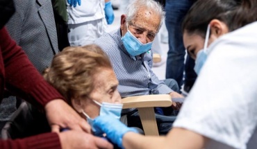 Κλούγκε: Να συνεχιστεί η χρήση του AZ, 20.000 τα θύματα κάθε εβδομάδα στην Ευρώπη