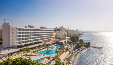 Η Louis Hotels στηρίζει τον Σύνδεσμο «Ένα Όνειρο Μια Ευχή»