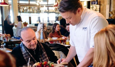 Jamie’s Italian και PHC Franchised Restaurants  καλωσόρισαν τον διεθνούς φήμης chef Jamie Oliver