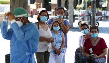 Αναθεώρηση πρωτοκόλλου για αποδέσμευση στενών επαφών από υποχρεωτικό περιορισμό