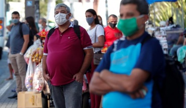 Ο ΠΟΥ καλεί σε συνέχιση προσπαθειών συγκράτησης της πανδημίας