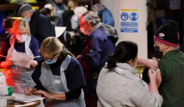 Ξεπέρασαν τα 23 εκ. οι πρώτες δόσεις των εμβολίων στο HN