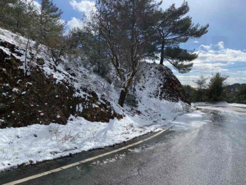 Παγετός στο Τρόοδος, προσοχή συνιστά η Αστυνομία στους οδηγούς