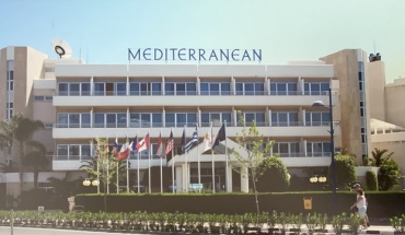 Mediterranean Beach Hotel: Γιορτάζει 30 χρόνια φιλοξενίας