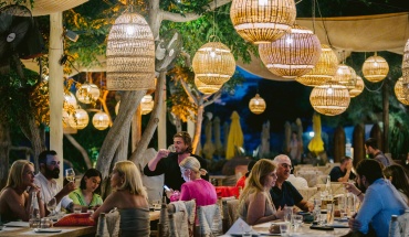 Serena Beach Restaurant: Ένα μοναδικό privé δείπνο με τη μαγεία των σειρήνων